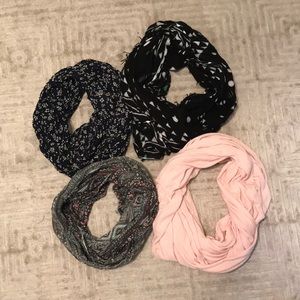 Bundle of 4 style scarves